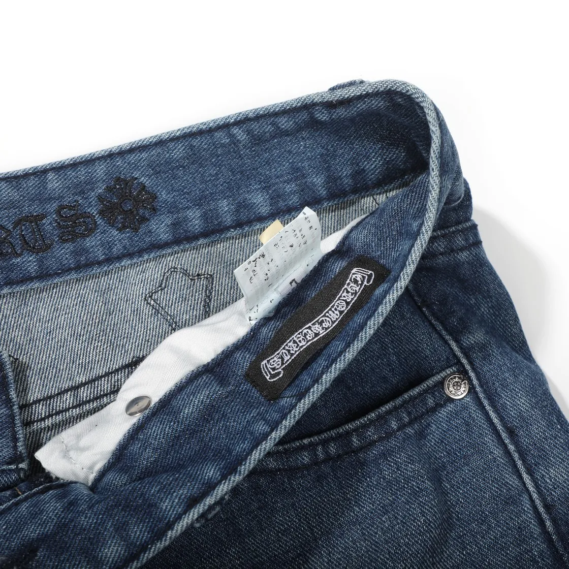 P280 (top replica) [New] Chrome Hearts Matty Boy Sex Records series limited leather multi-color high street work jeans - ch jeans need to be washed and then disassembled and hand-stitched with sheepskin cross leather and then spliced ​​to complete. The whole process is too complicated to explain. The texture can be seen in hand, and it’s all about looking good. These are the most beautiful pants in Crowe’s heart. They are made of beaded canvas fabric, and heavy washing makes the upper body of the fabric more textured, and the pants shape is tall and straight! The three-dimensional cutting of the whole trousers is a masterpiece! The hardware is customized by zp. The beaded canvas fabric is thick and soft after being washed. It has good breathability. Customized small leather label. Unique design. The details are simple and elegant, and the workmanship is exquisite. The whole trousers are neatly routed and the details are in place! It’s so cool that both men and women can easily control the trend of gender-neutral shorts!  Color: Blue Size: Corresponding sizes S-XXL, detailed sizes can be found in Figure 9